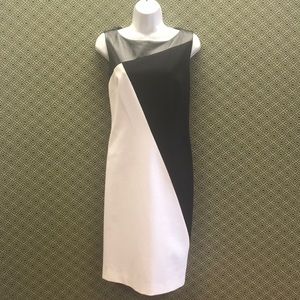 Classified Entier black and white block dress